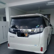 Vellfire Untuk Pengantin