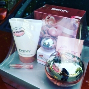 Set Hantaran Perfume