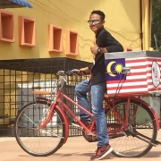 Aiskrim Basikal Merah