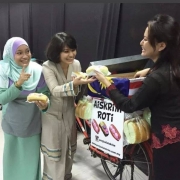 Aiskrim Basikal Merah