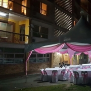 Bossku Canopy