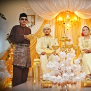 Aura Raja Sehari Bridal & Fashion