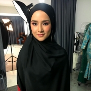 **~freelance Makeup Artist - Hazlie Hamzah ~**