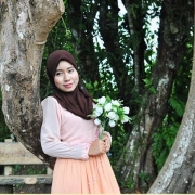 Lensa Hana Alkashaf