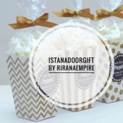 Istana Doorgift
