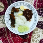 Nenekatering